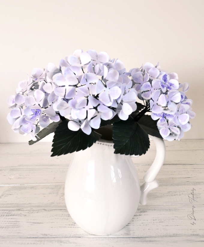 Make these delicate paper hydrangeas for your home and enjoy them all year long and learn how to French revamp any pitcher in just 5 minutes - by Dreams Factory