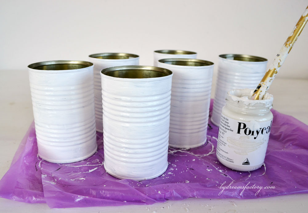 Learn how to make some amazing Shabby French recycled tin cans that you use all around your home. Get organized in a classy way! - Dreams Factory