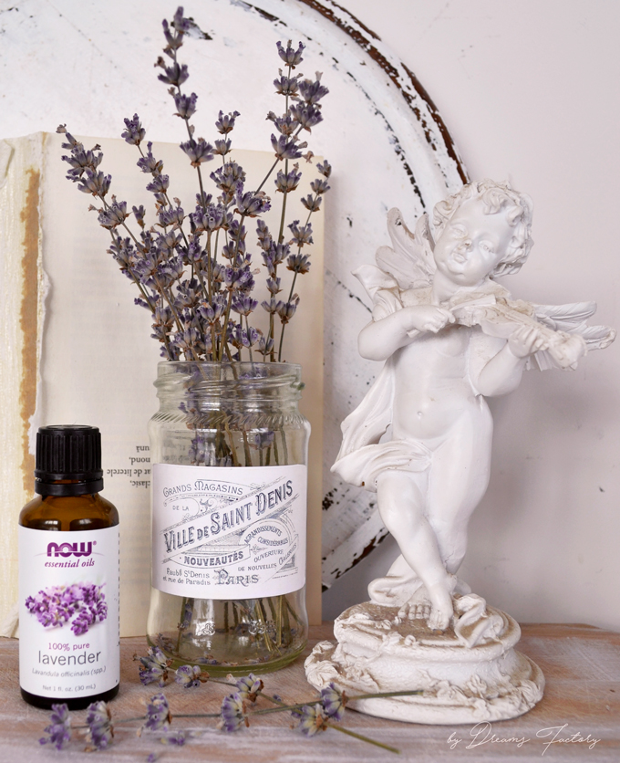 Learn how to make a unique essential oils diffuser using dried lavender and chic French jars, for a fresh and naturally scented home - Dreams Factory