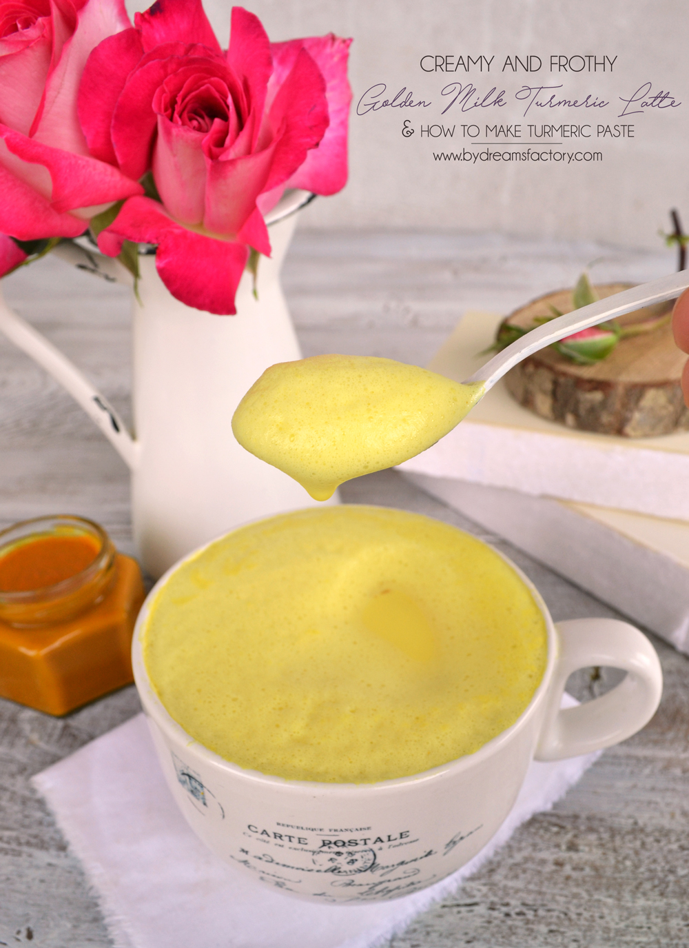 Try this creamy and frothy golden milk turmeric latte (from turmeric paste), a comforting drink with anti inflammatory healing properties & an amazing taste @bydreamsfactory