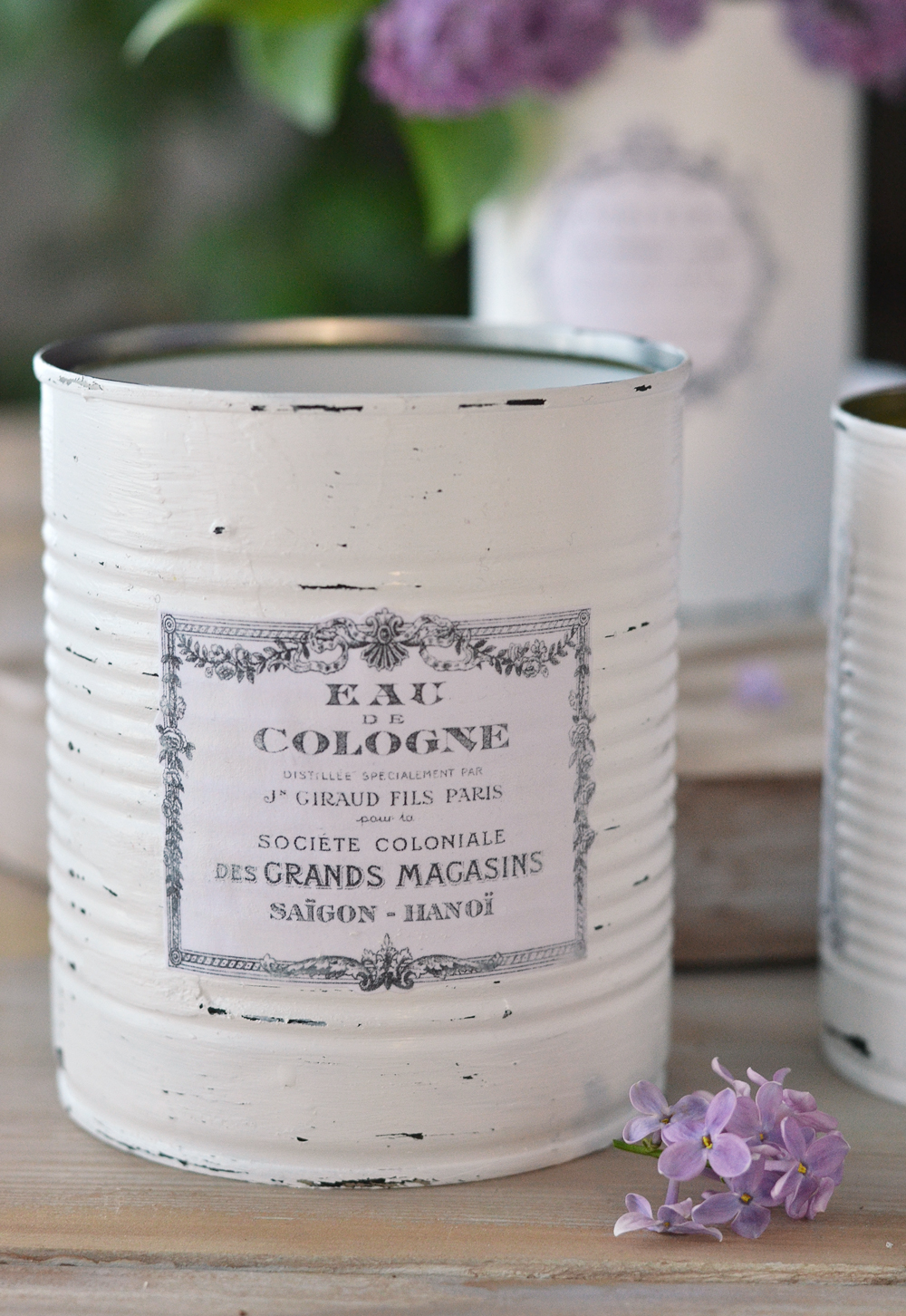 DIY French Recycled Tin Cans - free printable www.bydreamsfactory.com #diy #vintage #french #recycled #freeprintable 
